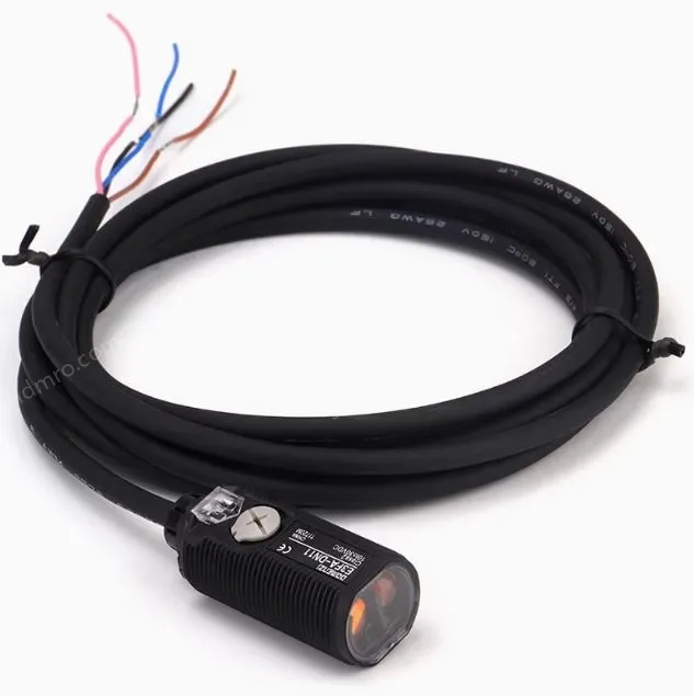 M12 plug-in type Diffuse reflection photoelectric switch,10-30VDC 3-wire proximity switch E3FA-DN25